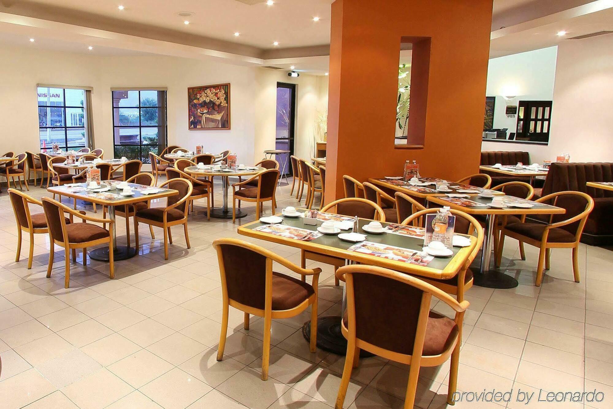 Fiesta Inn סלטיו מראה חיצוני תמונה